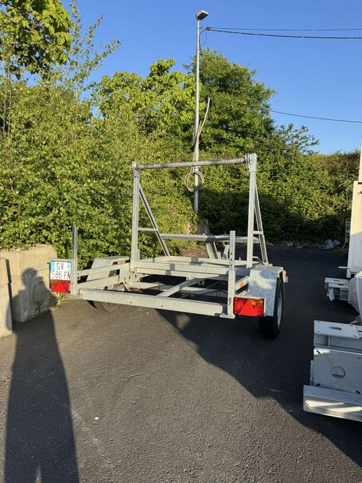 VENDO Reboque Desenrolador COMO NOVO