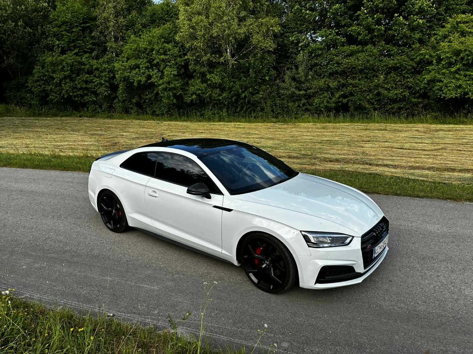 Audi S5 Coupe  3.0T quattro tiptronic