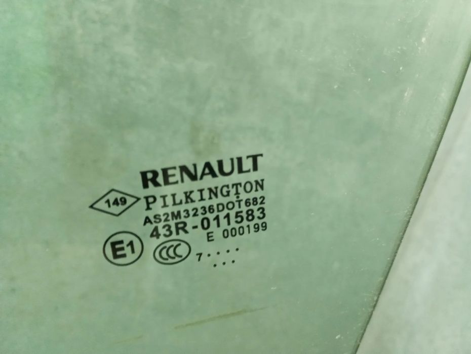 Vidro porta frente esquerda RENAULT Captur (J5_)