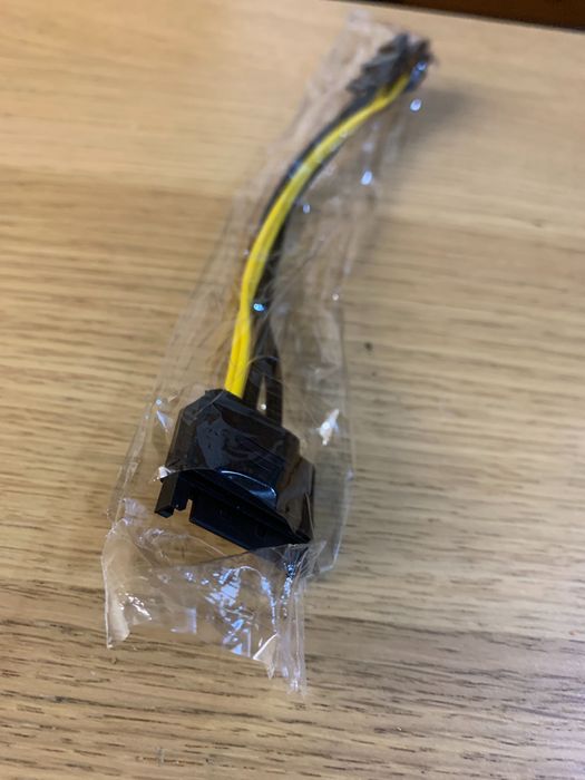 Adaptador Sata macho para PCIex 6+ 2 pinos para alimentar gráficas
