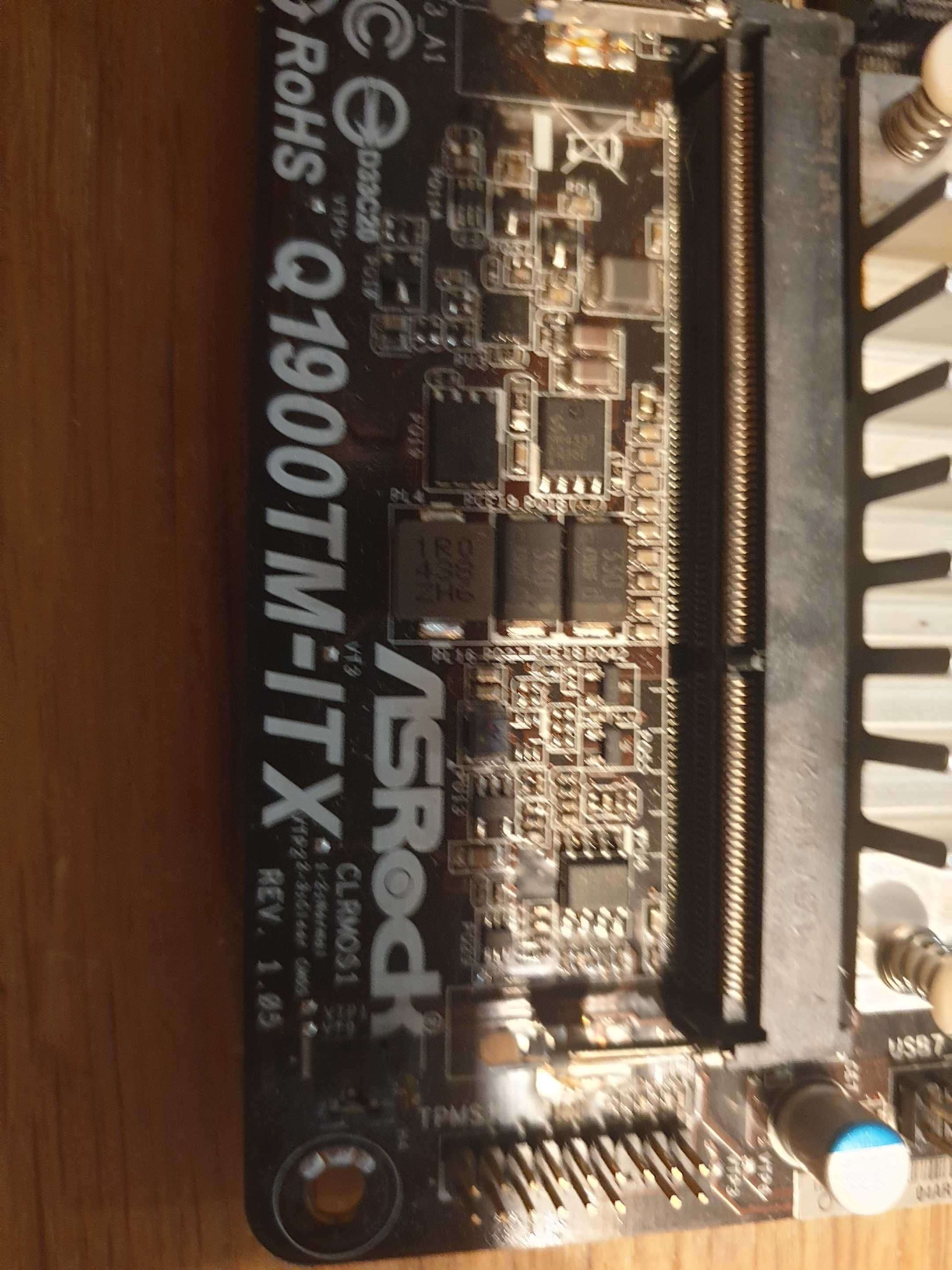 AsRock Q1900TM-ITX plus 2gb ram