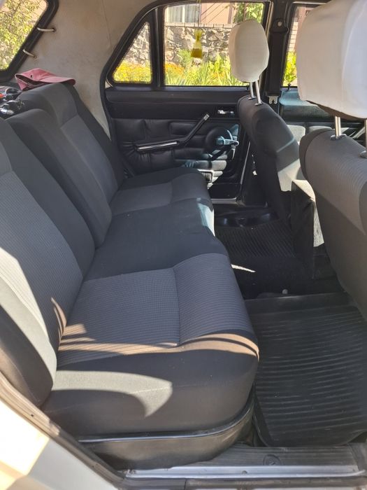 Автомобиль Газ 2410