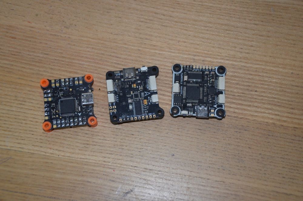 Fpv комплект , fpv окуляри, Cobta Skyzone,пульт TX12,комплектуючі