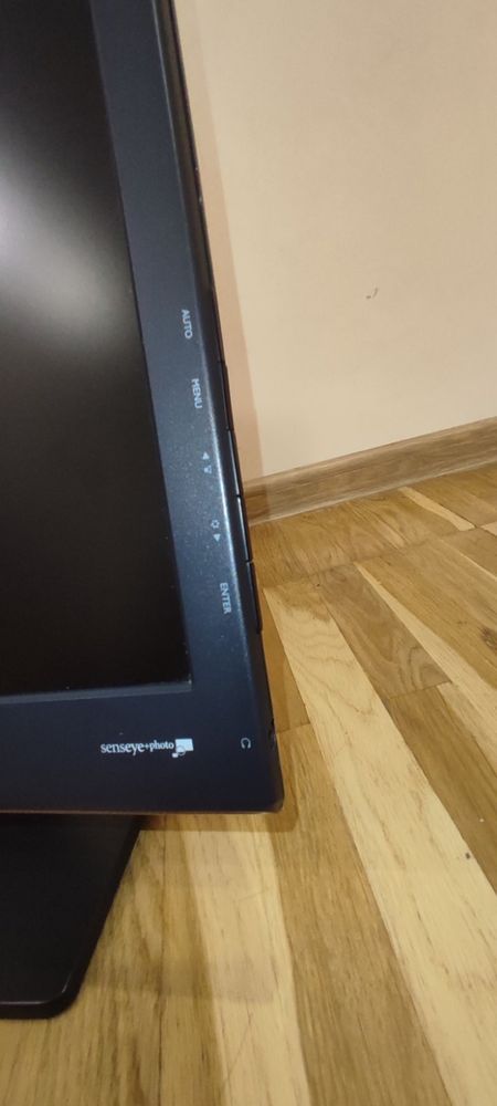 Монітор BenQ