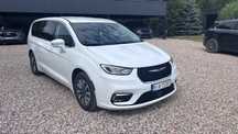 Chrysler Pacifica 2022 Hybryda Plug-IN,16 tys km,Pływające kierunki