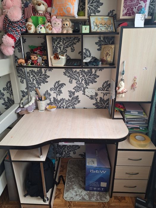 Продам шкільну парту