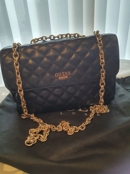 Mala da Guess nova a estrear