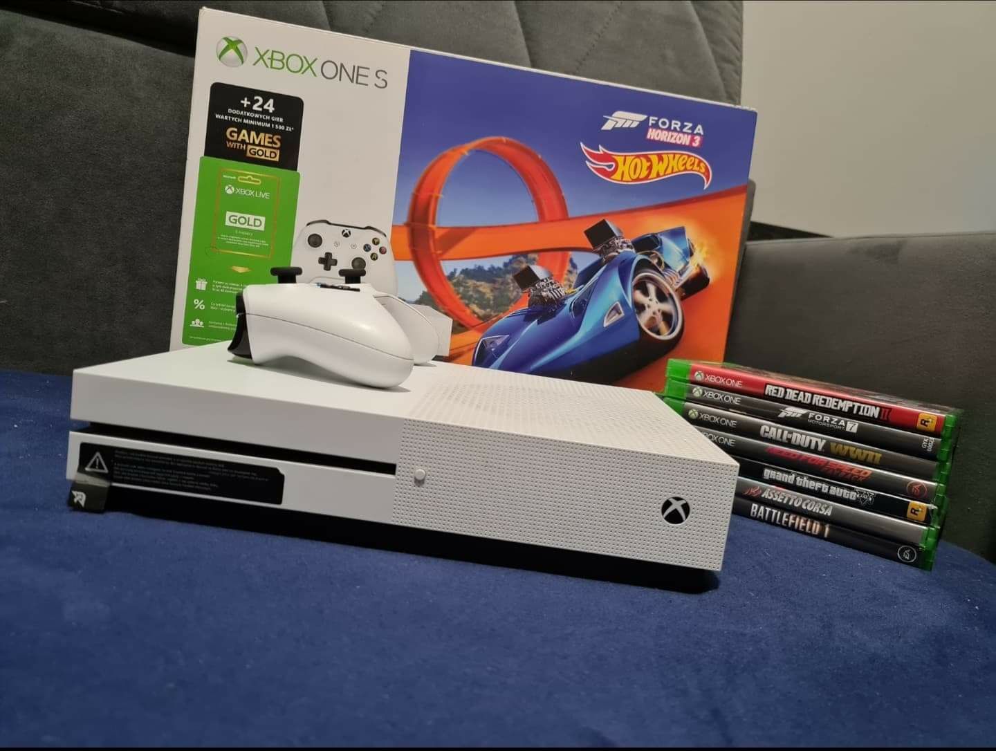 Xbox one 500gb plus gry!