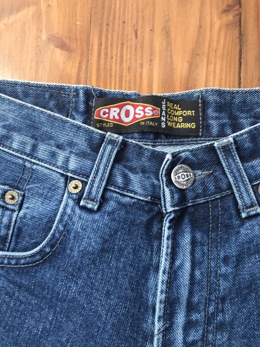 Spodnie jeans marki Cross rozmiar XS,S nogawka prosta Nowe