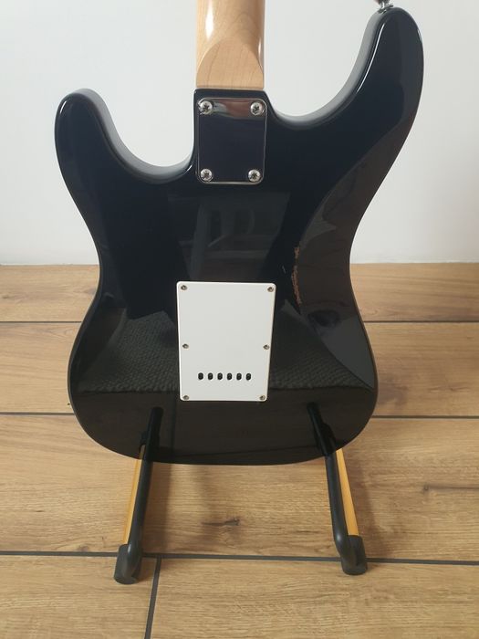 Gitara elektryczna Guvnor + pokrowiec Ritter