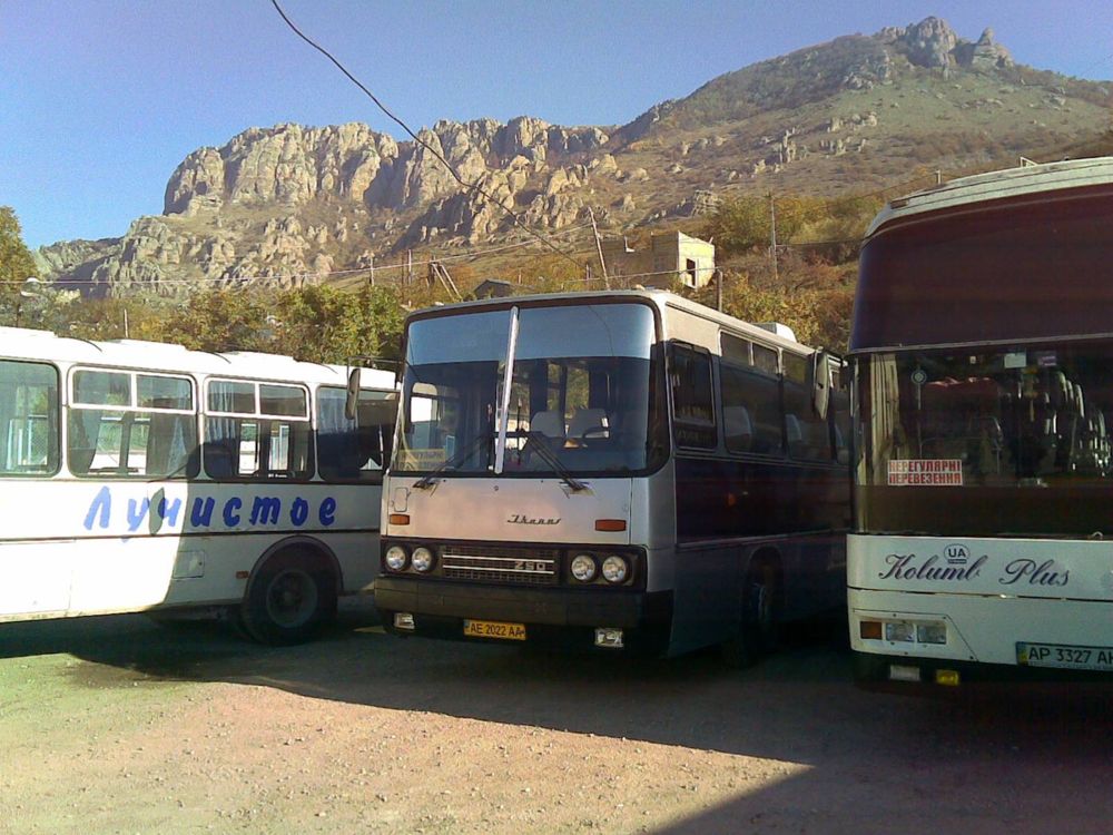 Продаж автобуса Ікарус-250