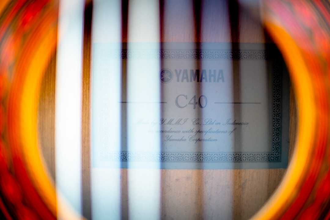 Класична гітара YAMAHA C-40