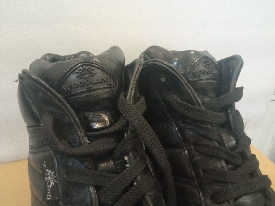 Продам кожаные демисезонные женские ботинки  Woodland ботинки