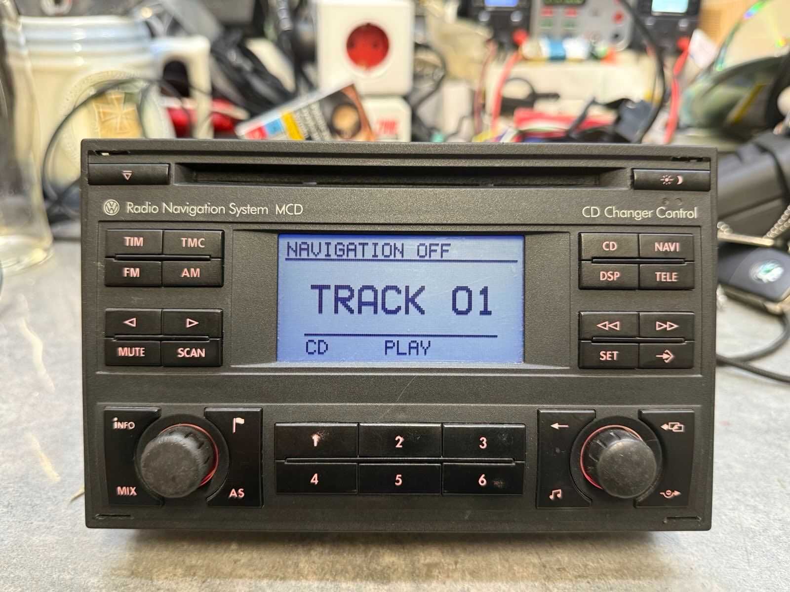 Fabryczne Radio CD  NAVI VOLKSWAGEN PASSAT B5 1J00  35191C
