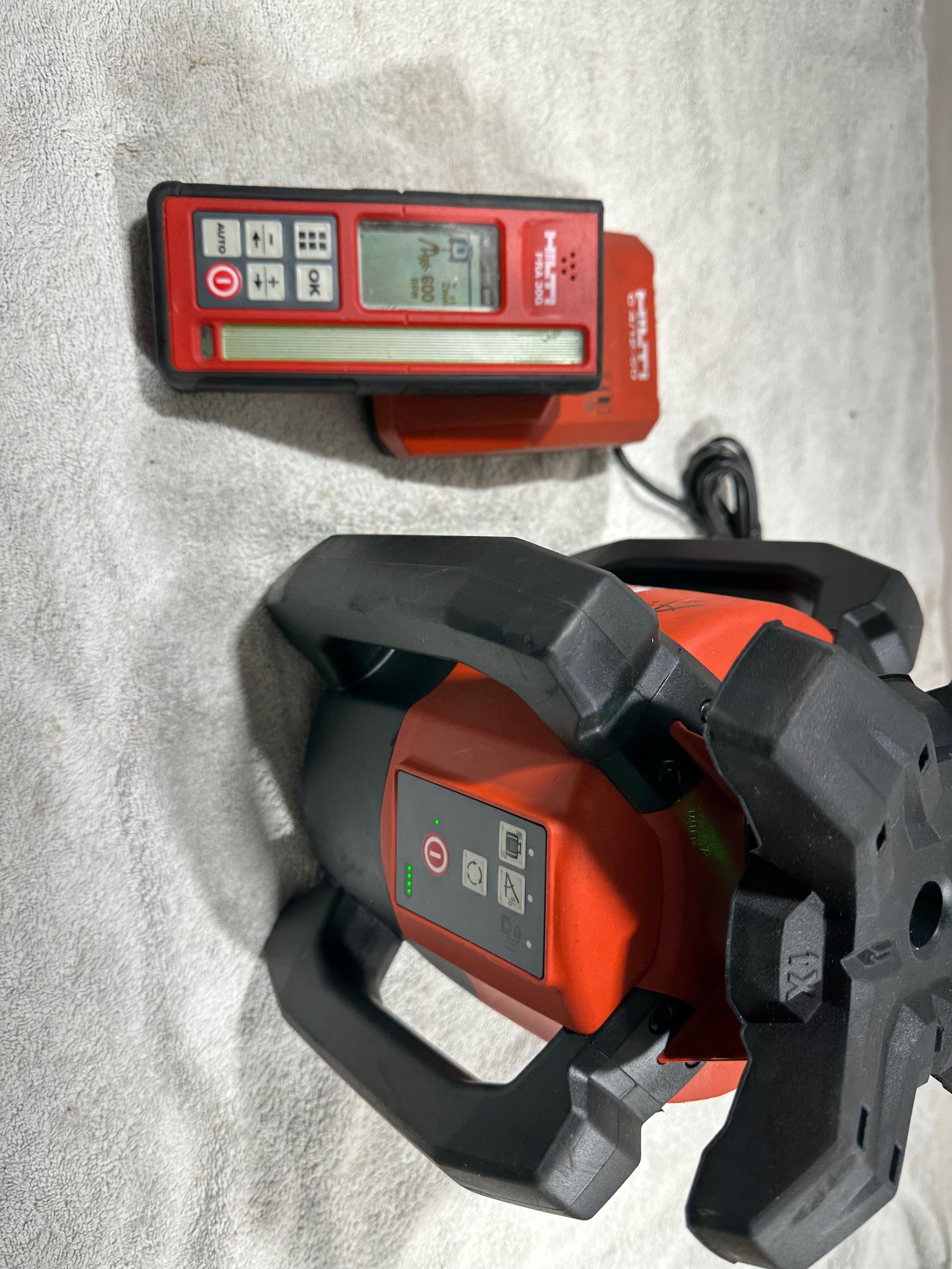 Hilti Pr 30-HVSG A12 niwelator laserowy na zewnątrz zielona wiązka