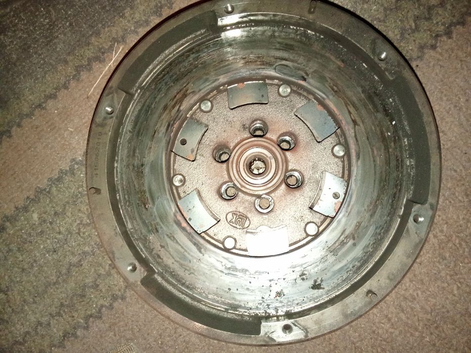 Комплект зчеплення 600 0330 00 Двомас маховик VW Crafter 415 0620 10