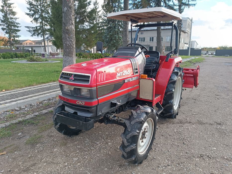 Японський мінітрактор.Трактор  Міцубісі МТ265.