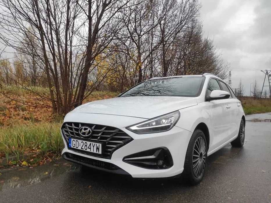 Wynajem samochodu długoterminowy Hyundai i30 SW 1.6 CRDI 7DCT 115 KM