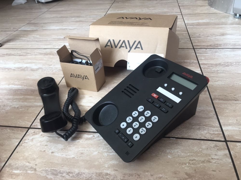 Телефон Avaya