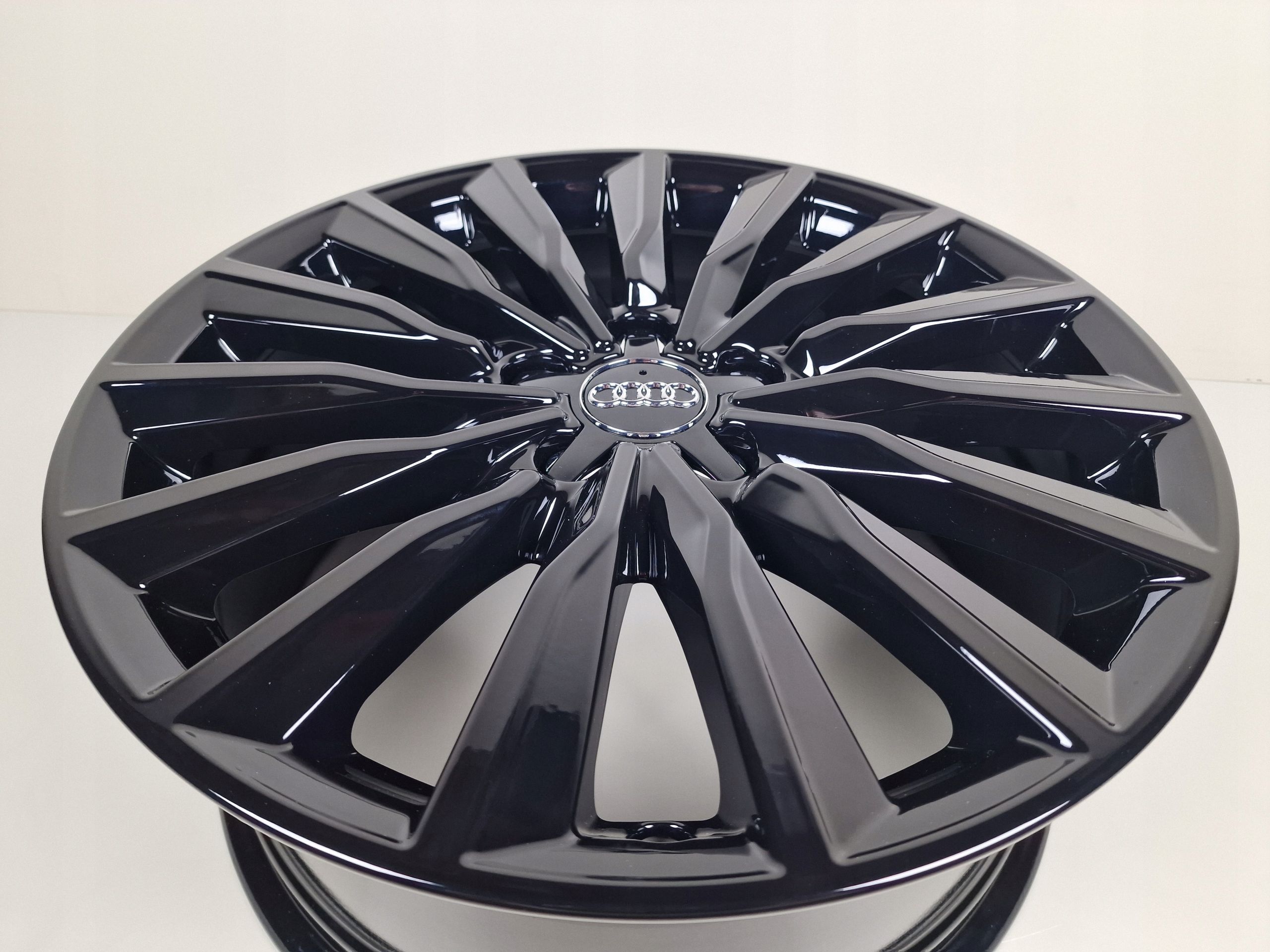 Oryginalne Felgi Audi 18” A3 A4 A6 A8 Q3 TT