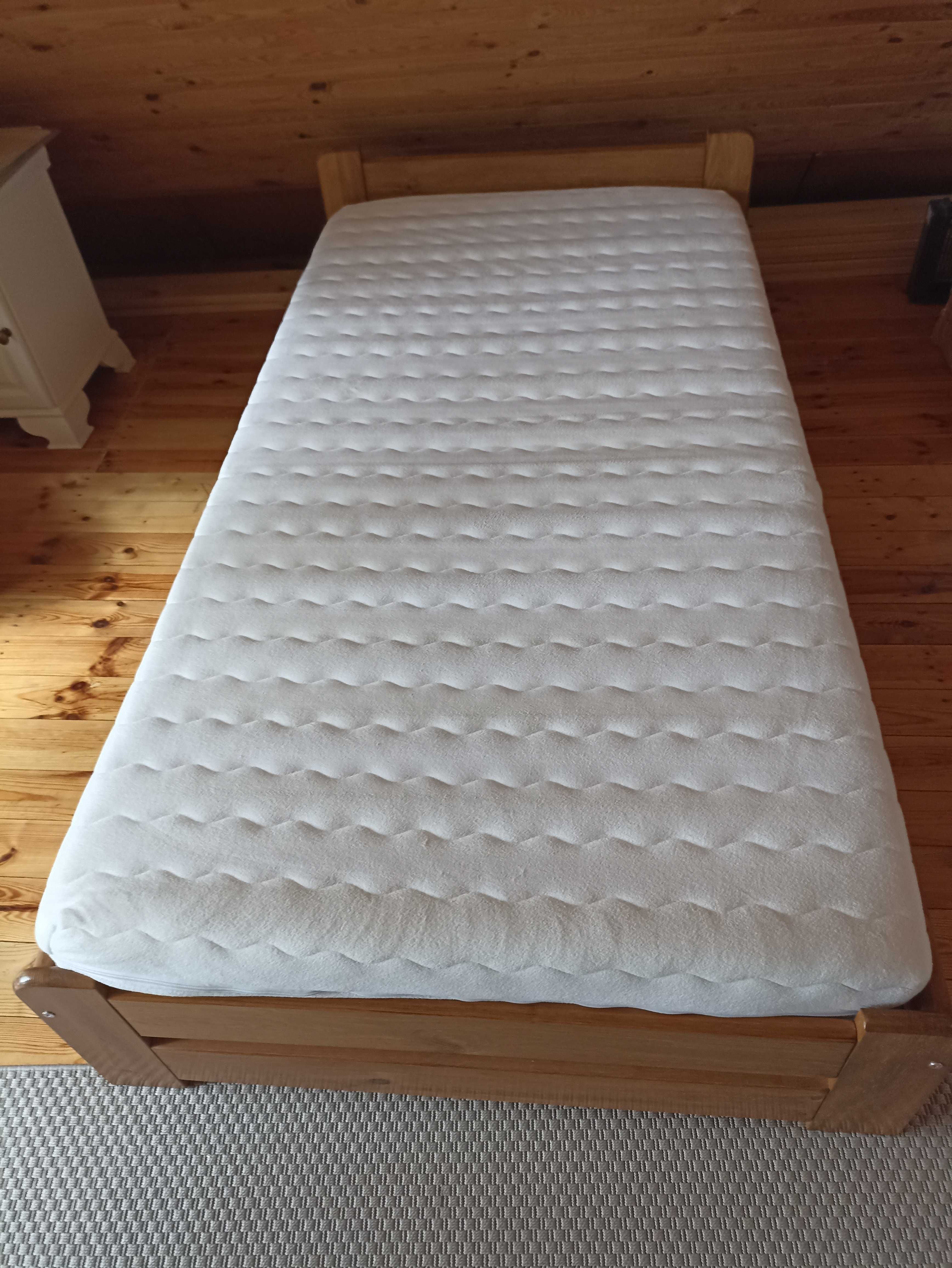 Łóżko sosnowe Figaro 100x200 kolor dąb barierka ochronna i materac