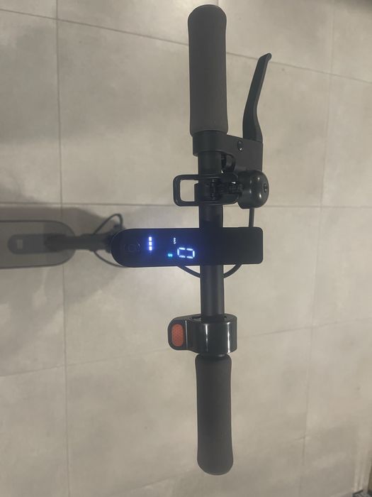 Trotinete Xiaomi MI Essential