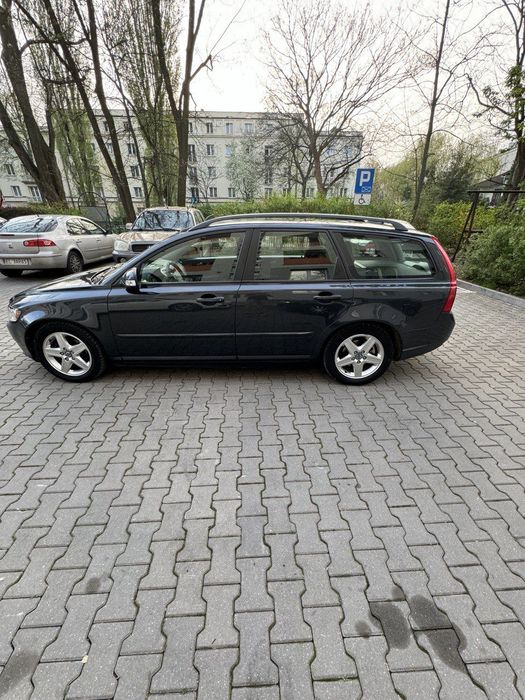 Volvo V50