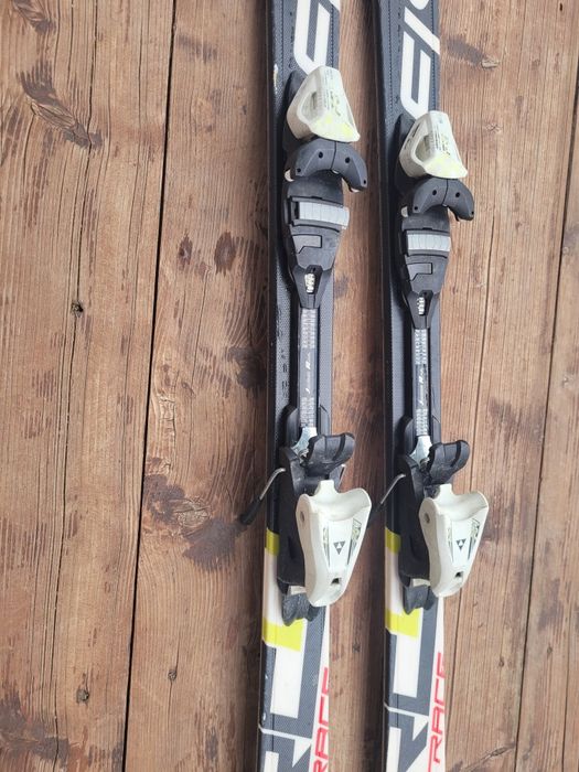 FISCHER RACE Narty 130 cm