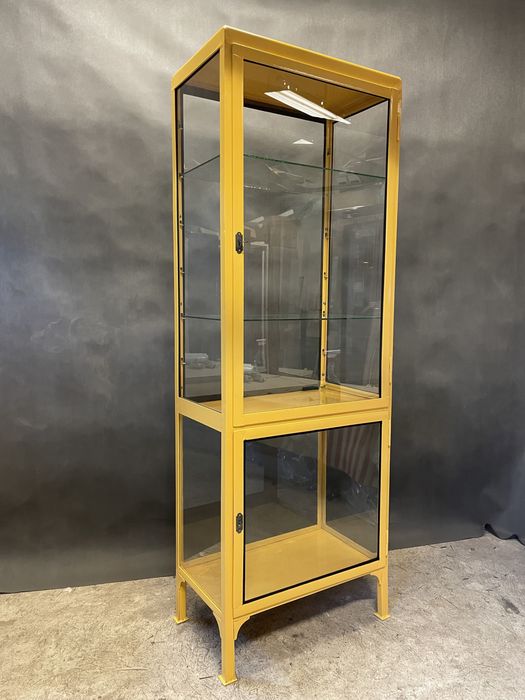 Witryna szklana LOFT Szafka szafa medyczna lekarska