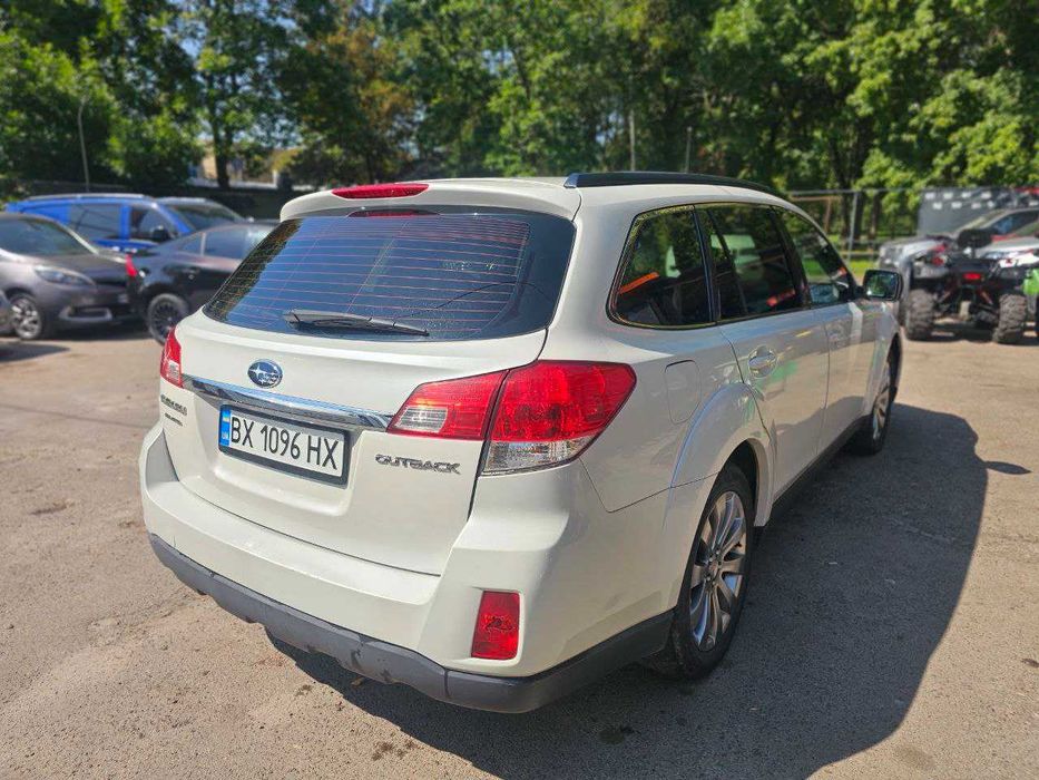 Subaru outback 2010