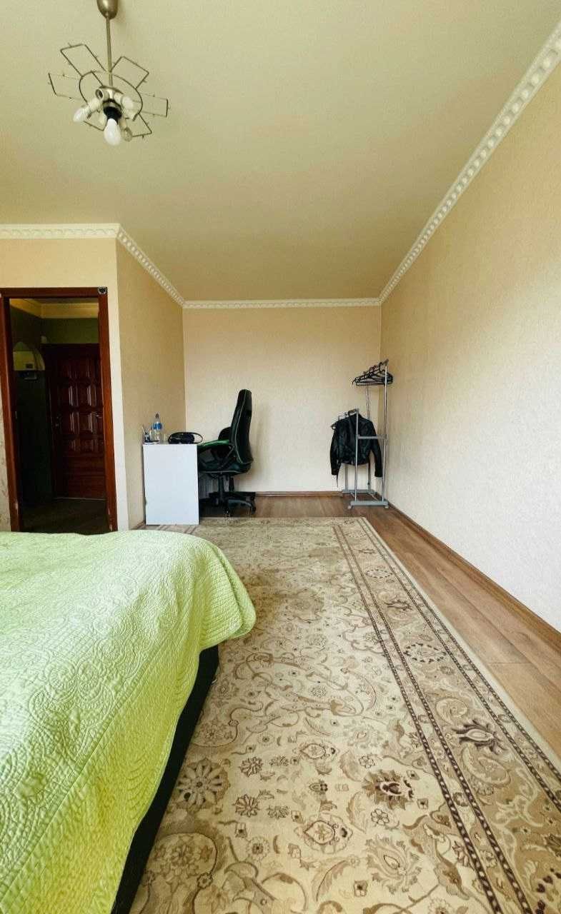 Продам 1 ком на Новых Домах. Льва Ландау пр-т.,  дом 16