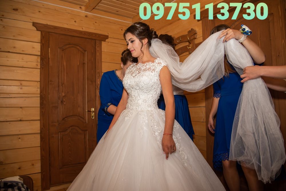 Продам Весільне плаття  дуже гарне