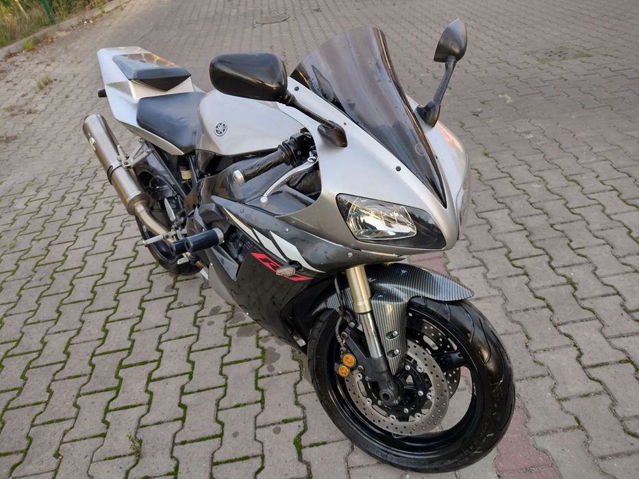 Yamaha R1