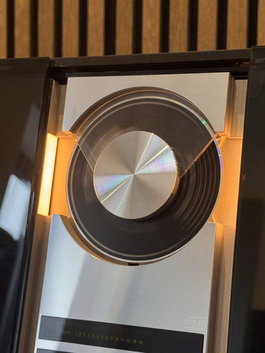 Jednostka Bang Olufsen b&o Beocenter 2300 cd tuner