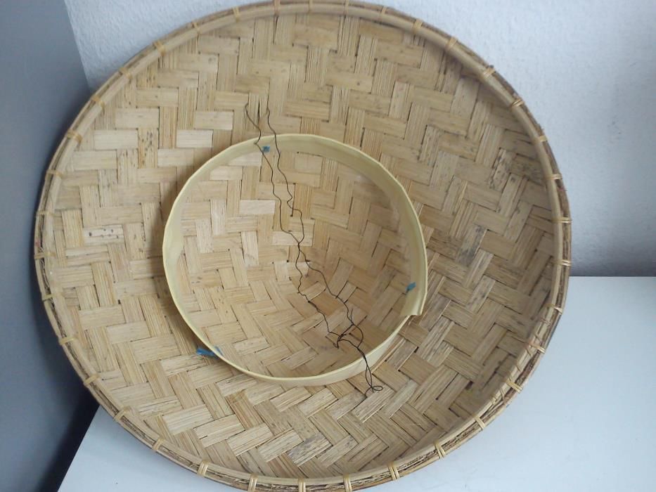 CHapeu japones feito a mäo e pintado a mäo original