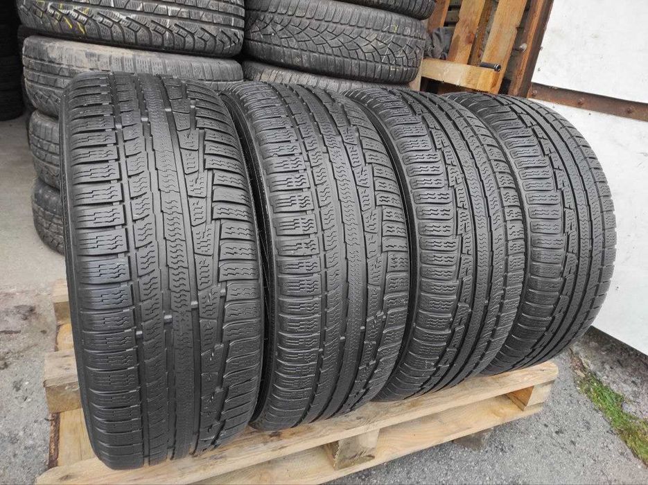 Nokian WR A3 235/55r17 4шт, 5,5-6мм, ЗИМА. Привезены из Германии