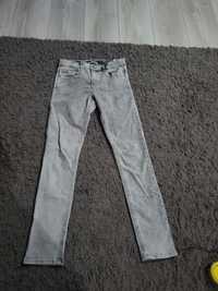 Spodnie jeansowe dla dziewczynki 158