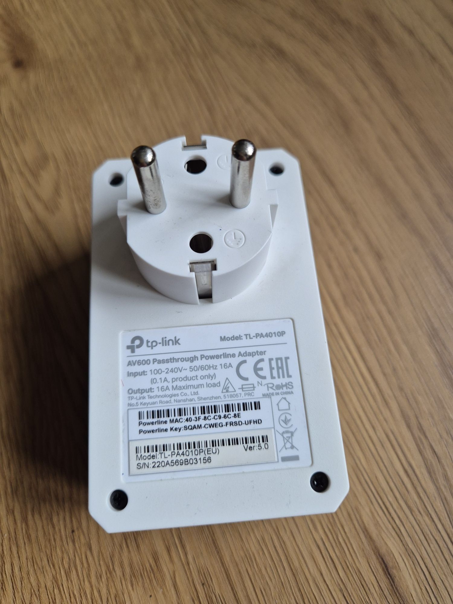 Transmiter sieciowy TP-Link TL-PA4010P