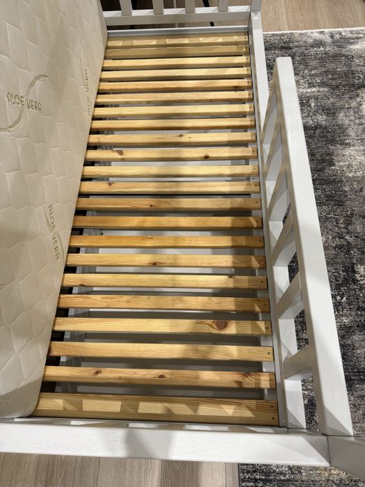 Дитяче ліжко Хатинка