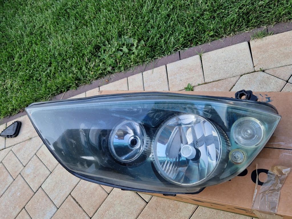 Lampa przednia Seat Ibiza III