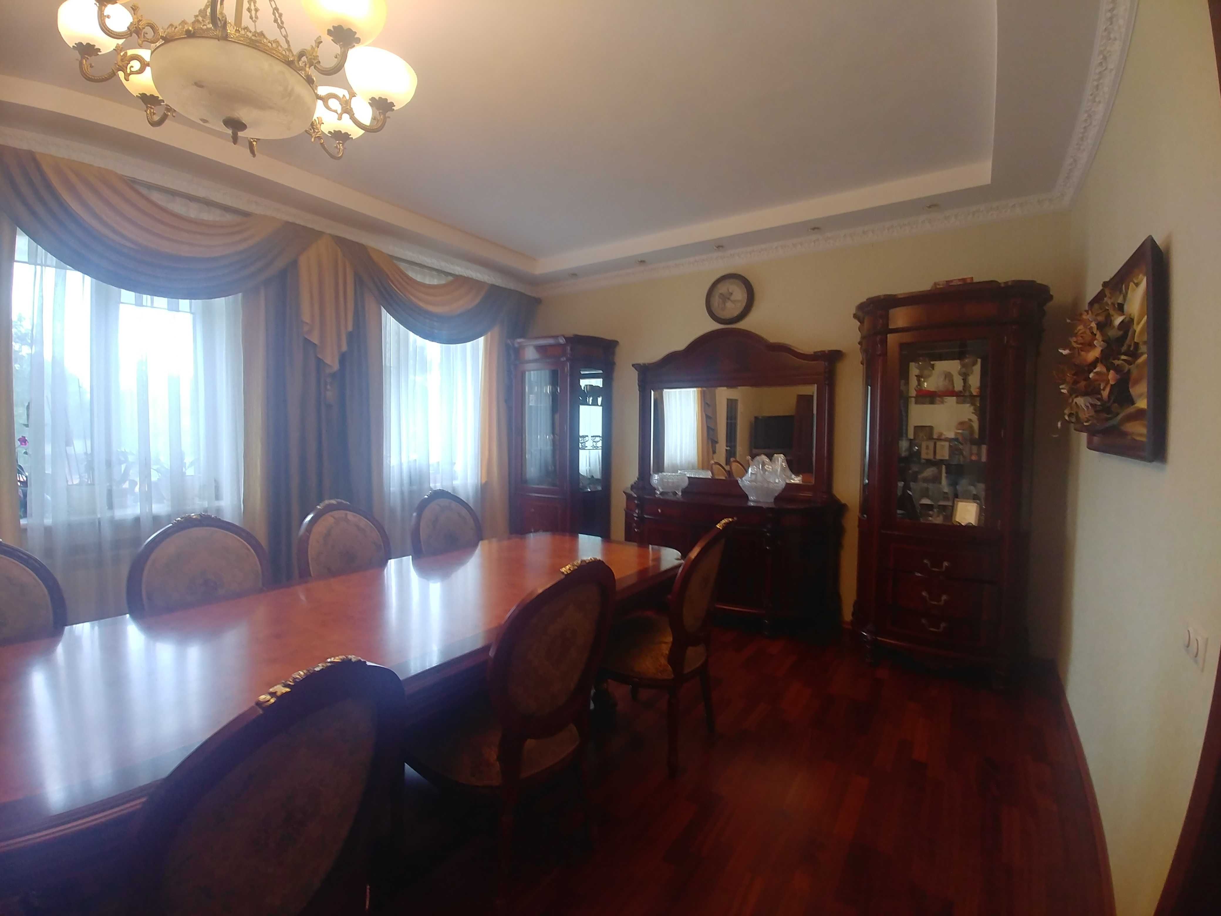 Продажа дома с. Гореничи 370м евроремонт, 45 соток, лес-без %