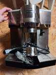 Ekspres do kawy DeLonghi uszkodzony