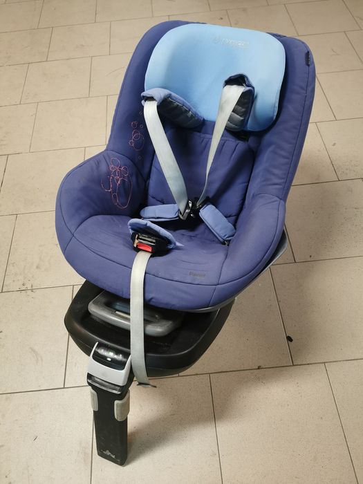 Fotelik Maxi Cosi Pearl z bazą FamilyFix ISOFIX