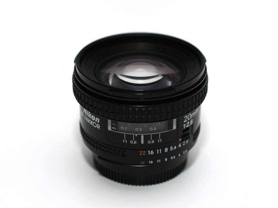 Nikon Nikkor AF 20 mm f/2.8   W-wa