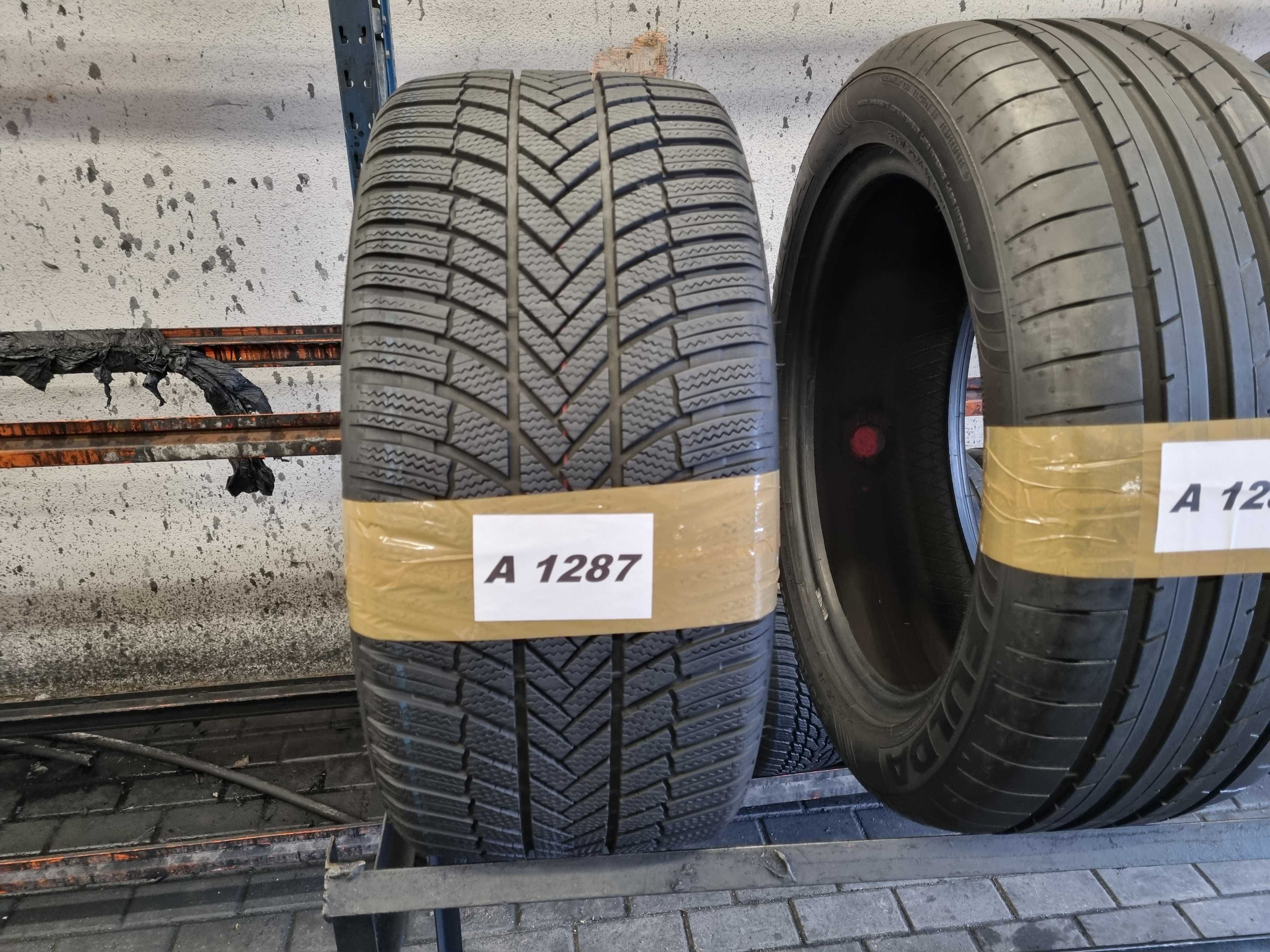 255/40/18 99V Bridgestone Blizzak LM005 Dot.3222R