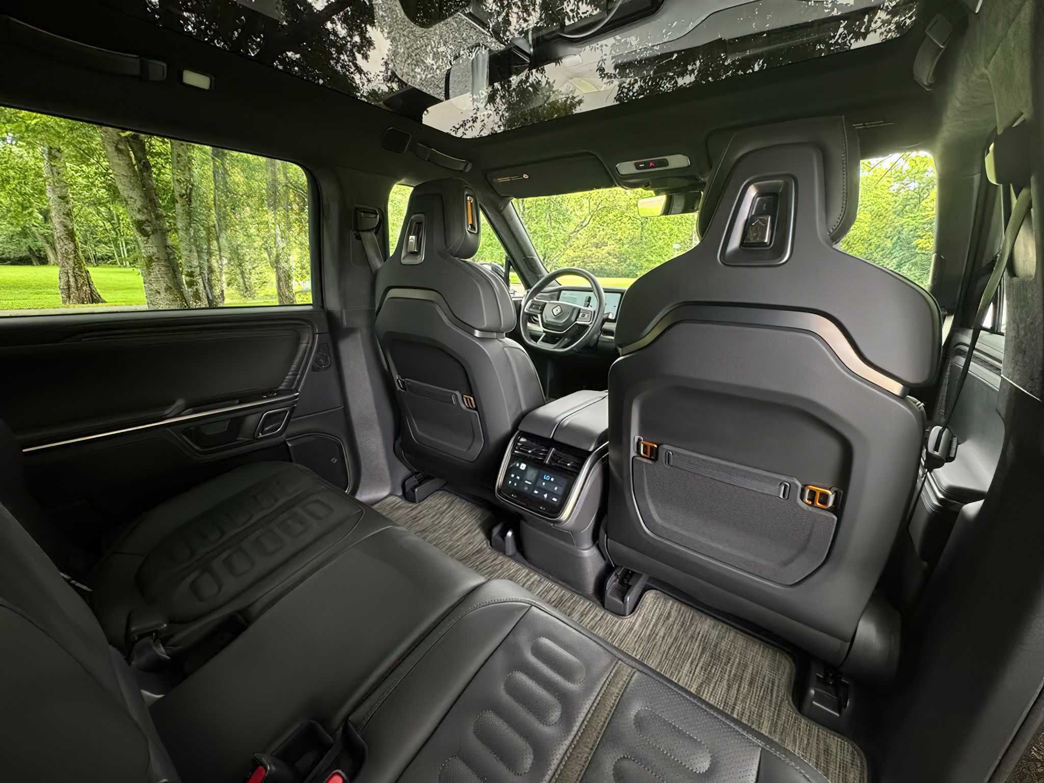Rivian  R1S  Adventure Quad Motor  2023