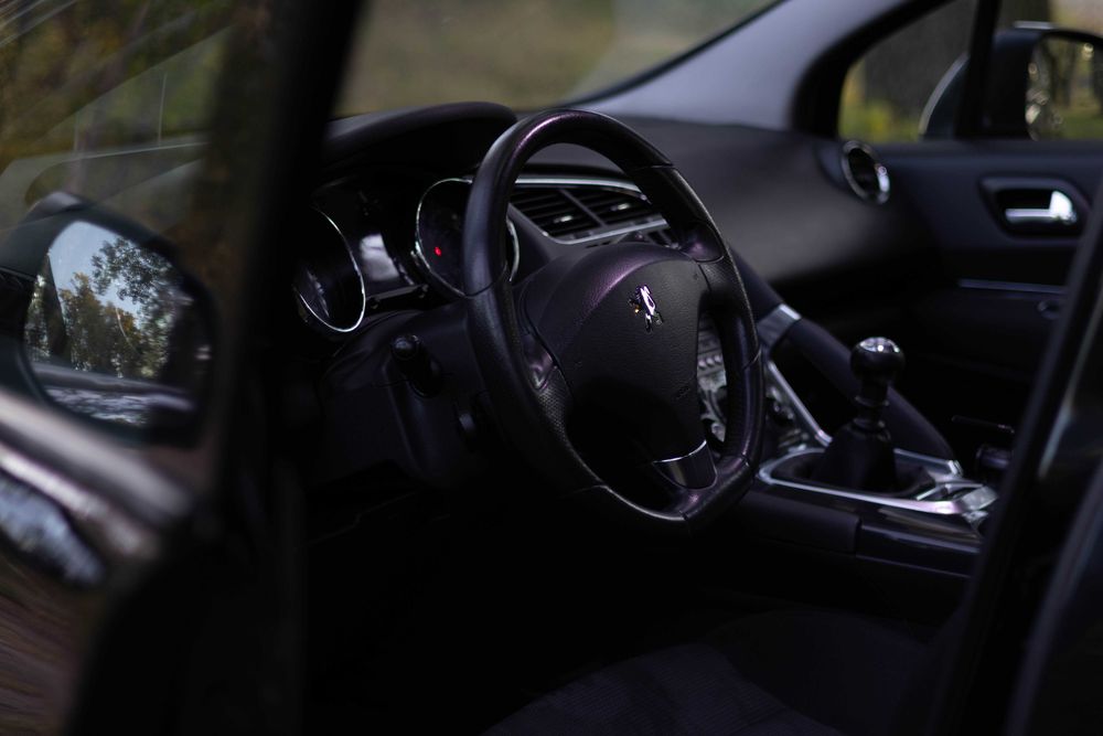 Peugeot 3008 1.6 бензин