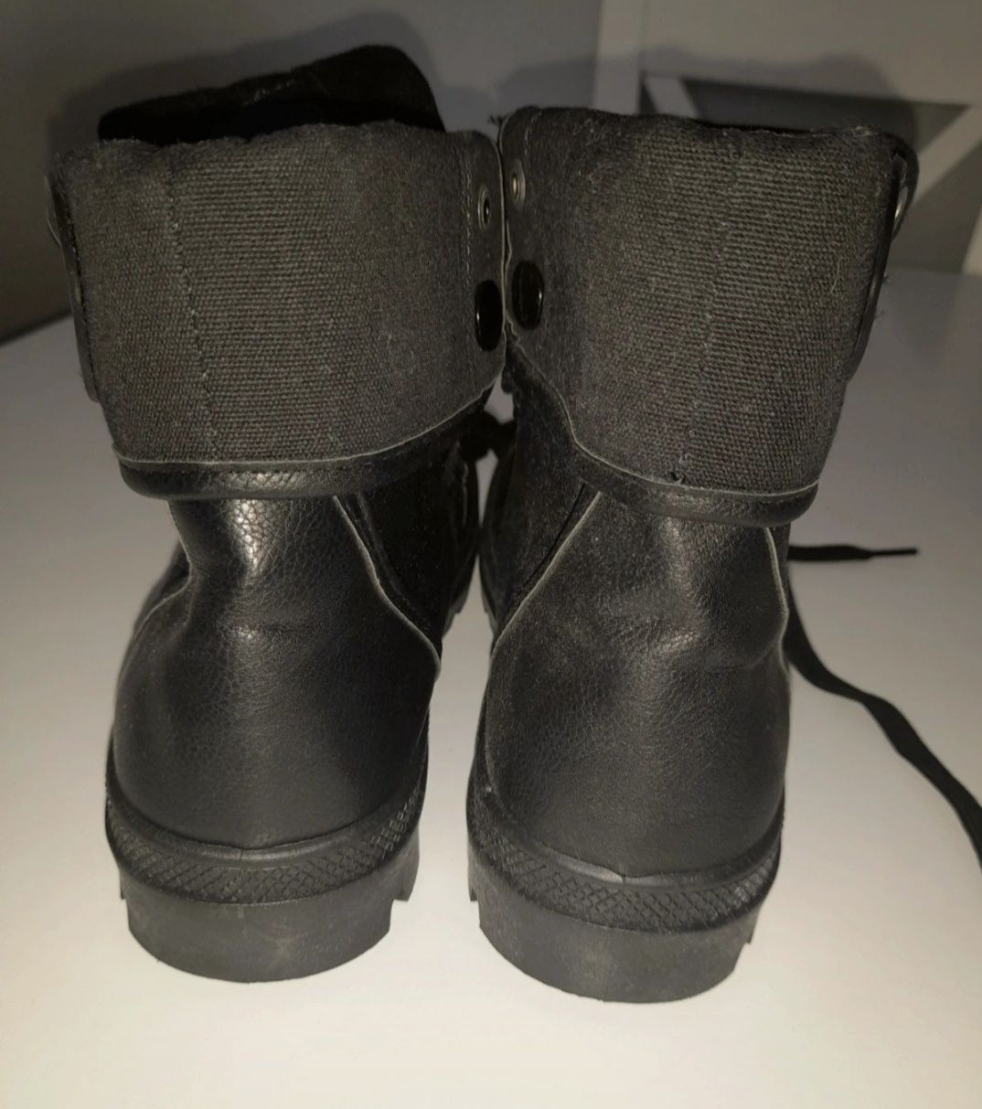 Botki nowe skórka r.36/37