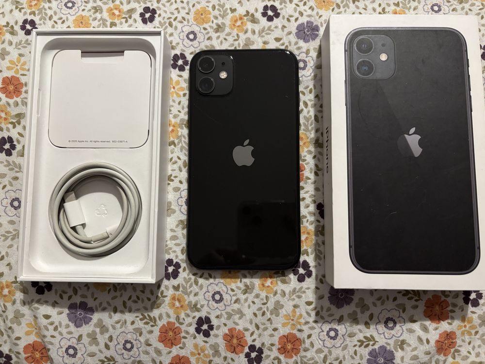 Sprzedam Iphone 11 64gb