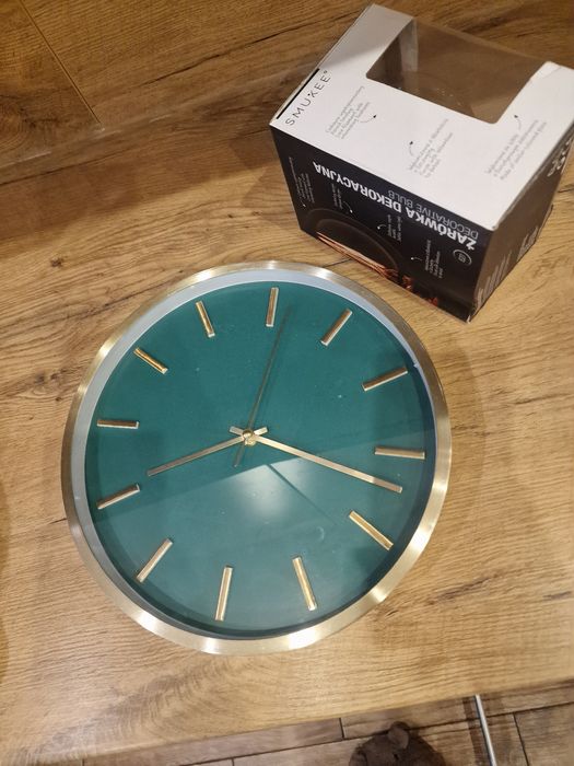 Zegar złoty butelkowa zieleń